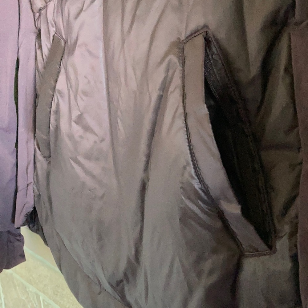 lululemon jacket - Picture 5 of 10